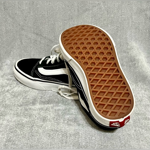 Vans Kids Black and White Sneakers - Picture 5 of 6